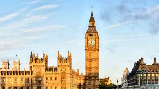 042816_02P_FS Sunrise shining on Big Ben, London, United Kingdom. Spaces Images/Blend Images. Blend Images, LLC