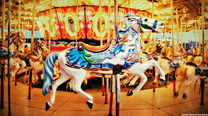 051116_01P_FS Merry Go Round. sarah beard buckley/Getty Images. MHE Canada;MHE USA.