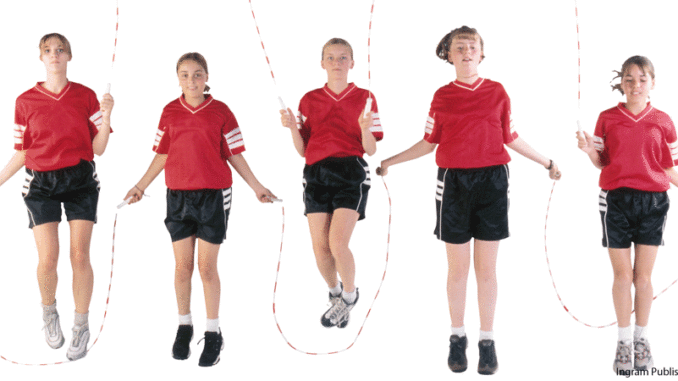 062817_01_FS Group of girls jumping rope