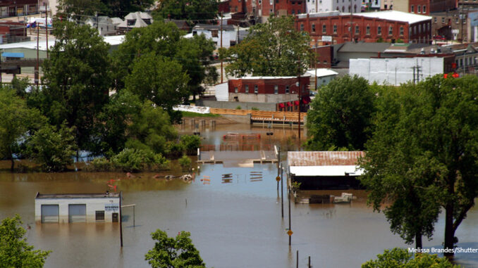 090417_02P_FS A city in Missouri that is submerged underwater.
