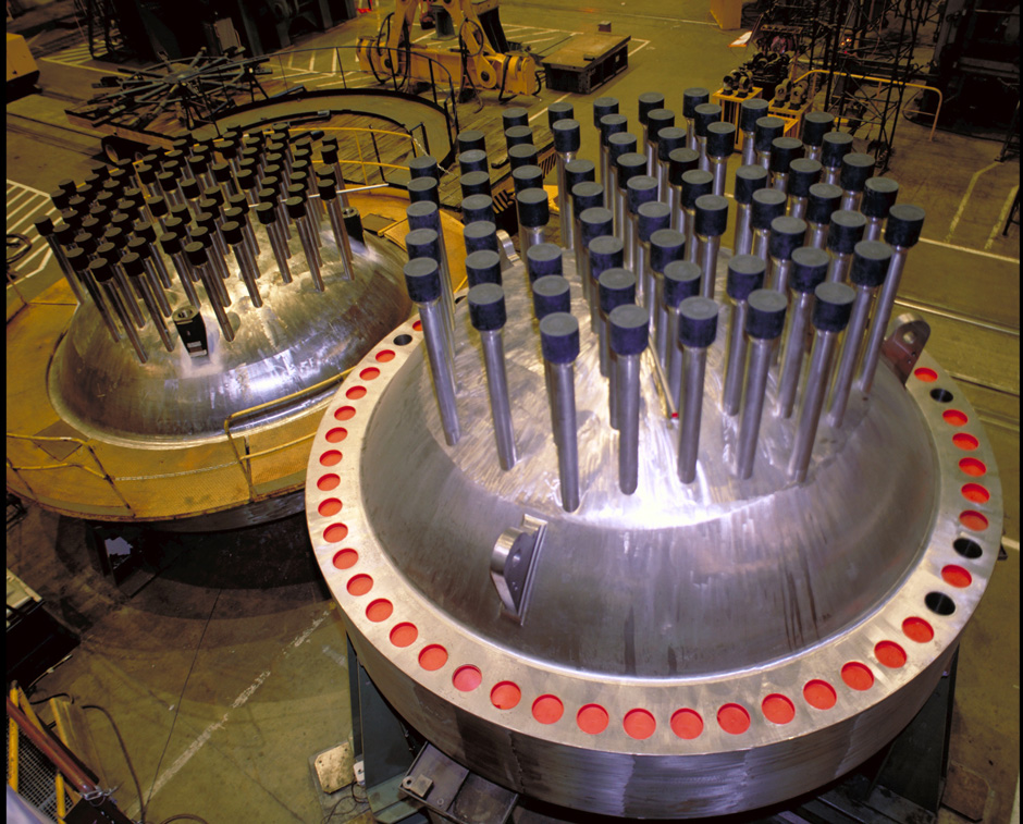 Nuclear Reactor Vessel head 