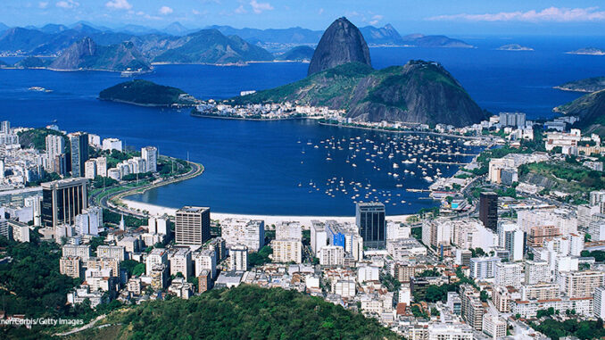 091018_03P_FS Rio de Janeiro on Guanabara Bay