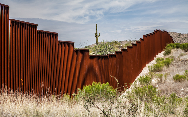 border wall in Arizona