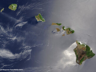 Satellite view of the entire chain of Hawaiin islands - May, 2003