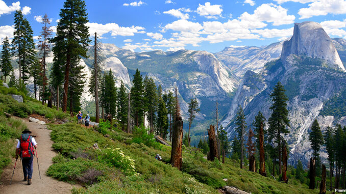 061520_02P_FS Yosemite National Park/ climbing half dome on a sunny day