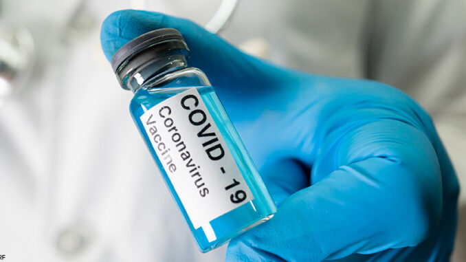Coronavirus Covid-19 vaccine development medical with syringe fo Coronavirus Covid-19 vaccine